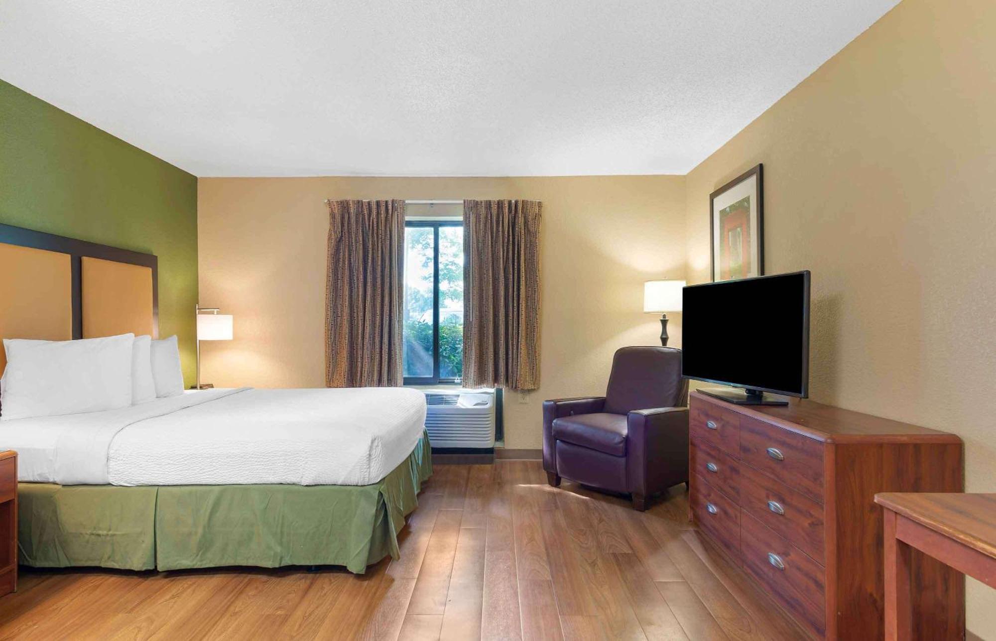 Extended Stay America Select Suites - Atlanta - Kennesaw Chastain Rd Εξωτερικό φωτογραφία