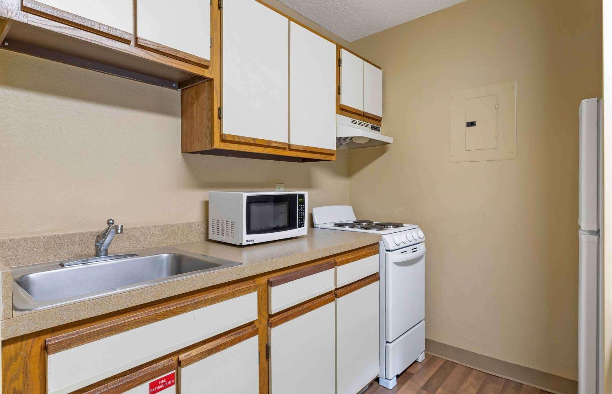 Extended Stay America Select Suites - Atlanta - Kennesaw Chastain Rd Εξωτερικό φωτογραφία