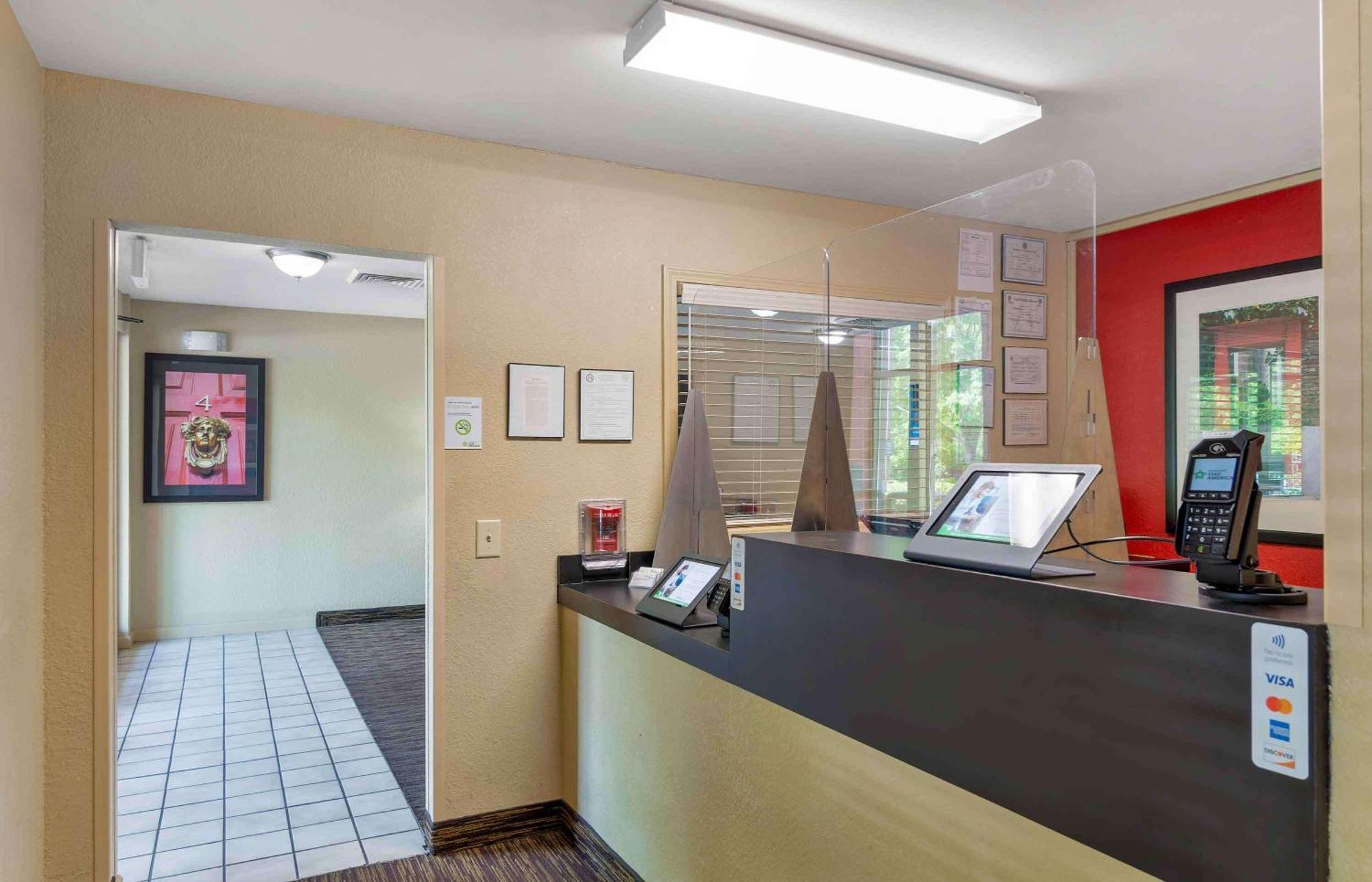 Extended Stay America Select Suites - Atlanta - Kennesaw Chastain Rd Εξωτερικό φωτογραφία
